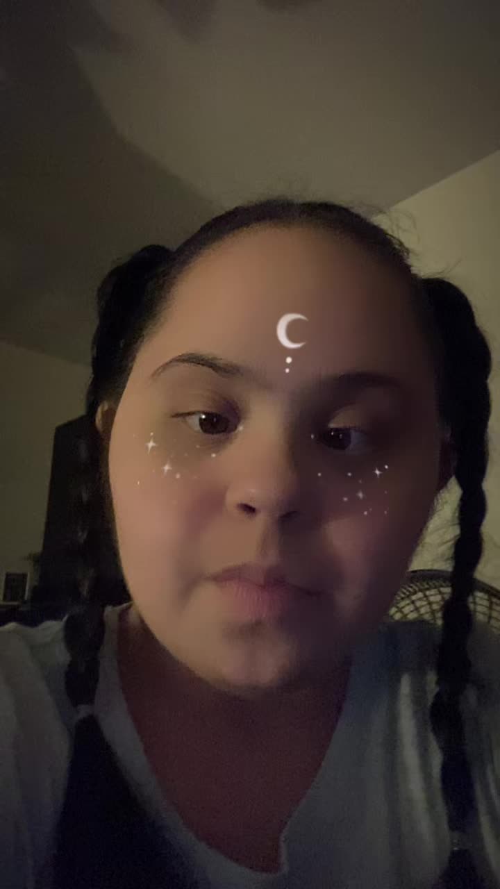 @valerievilla