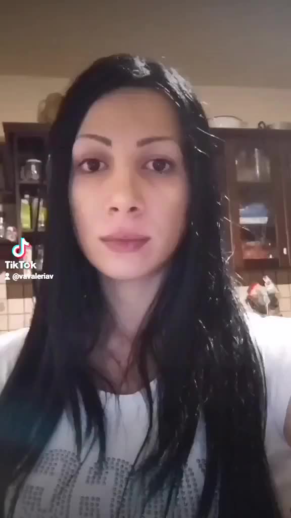 @Valeria Nefertiri