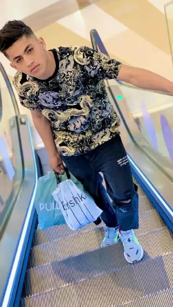 @صور مشاهير ✌️❤️
