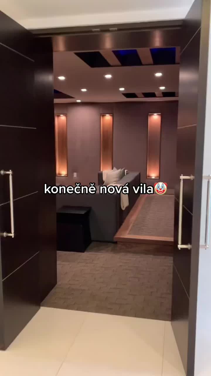 @hnedovlasej