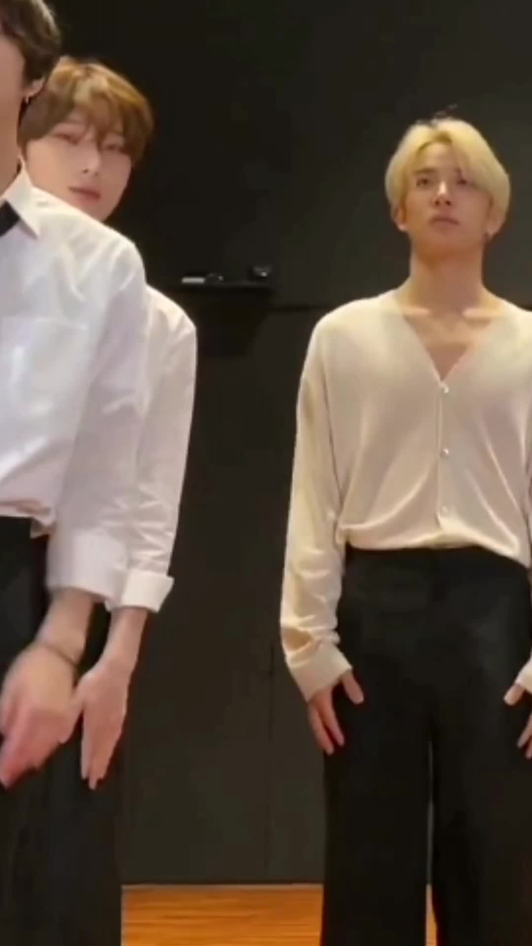 @Sungz- bring heeseung back pls