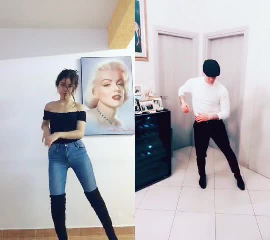 @d a n i e l a