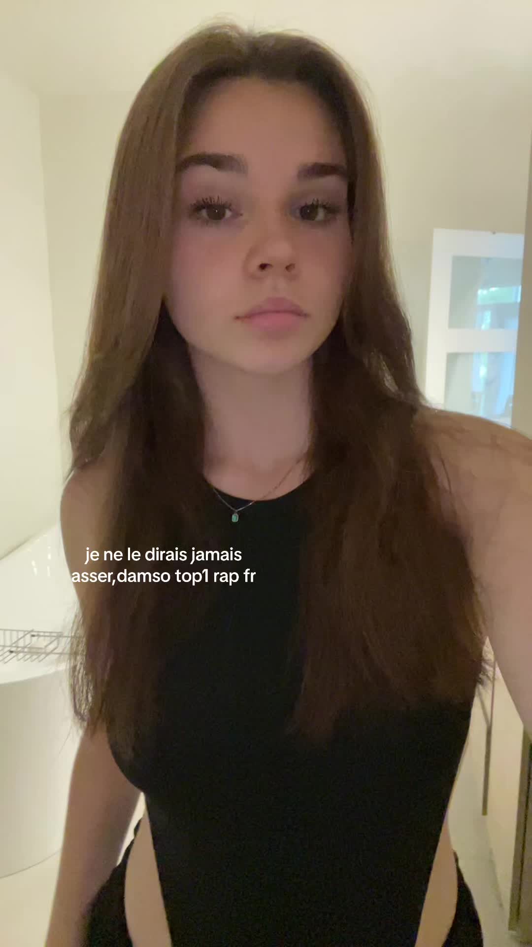 @😻