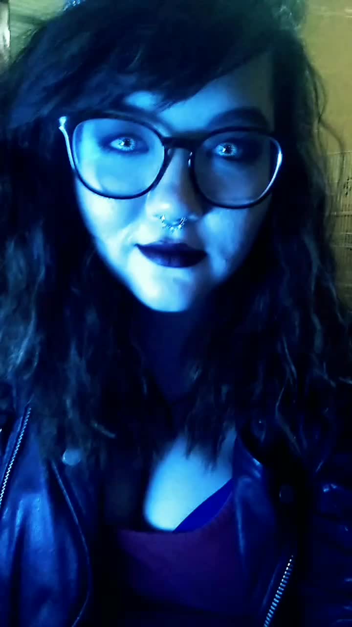 @kickynikki