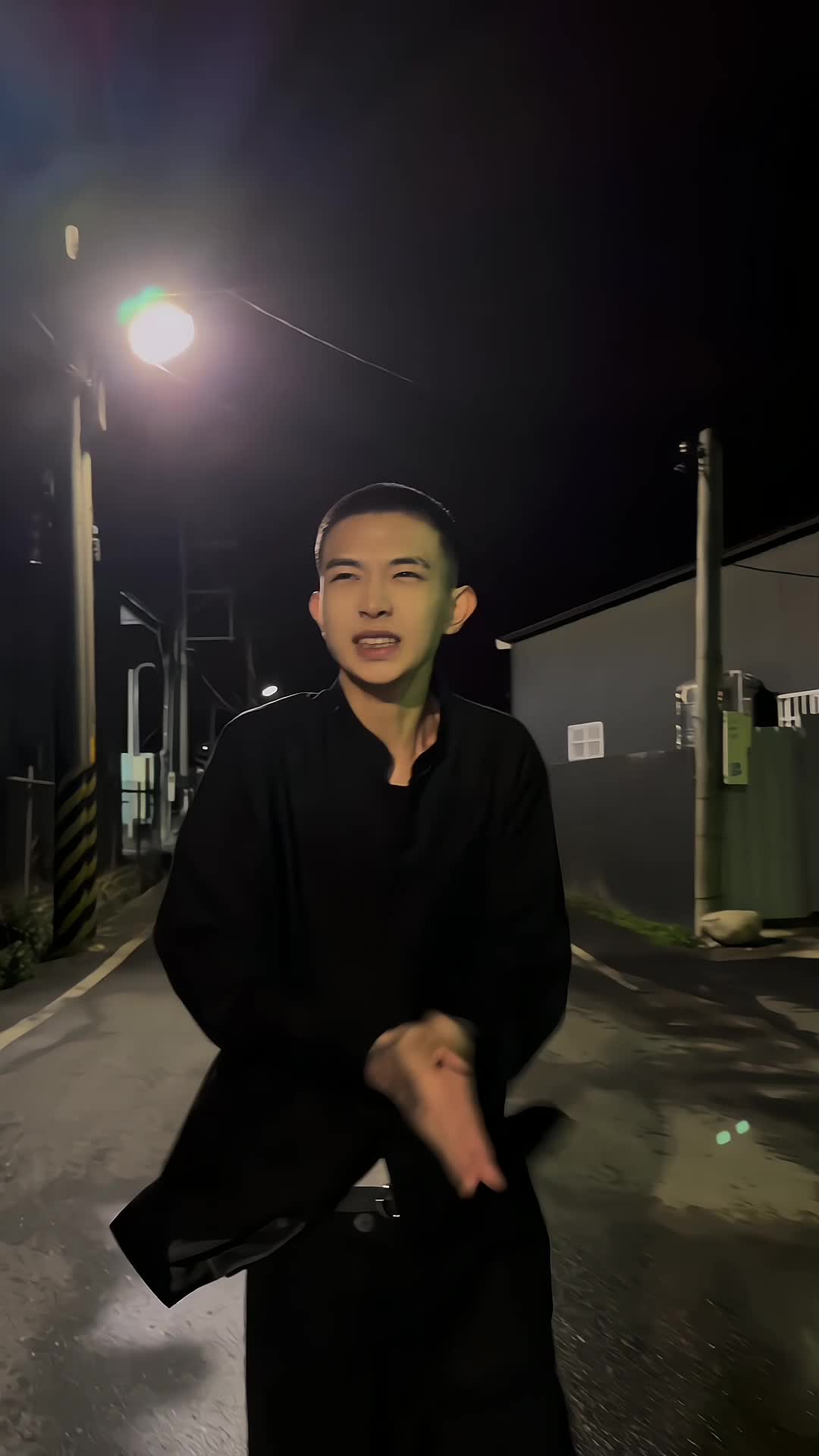 @黑崙🕊