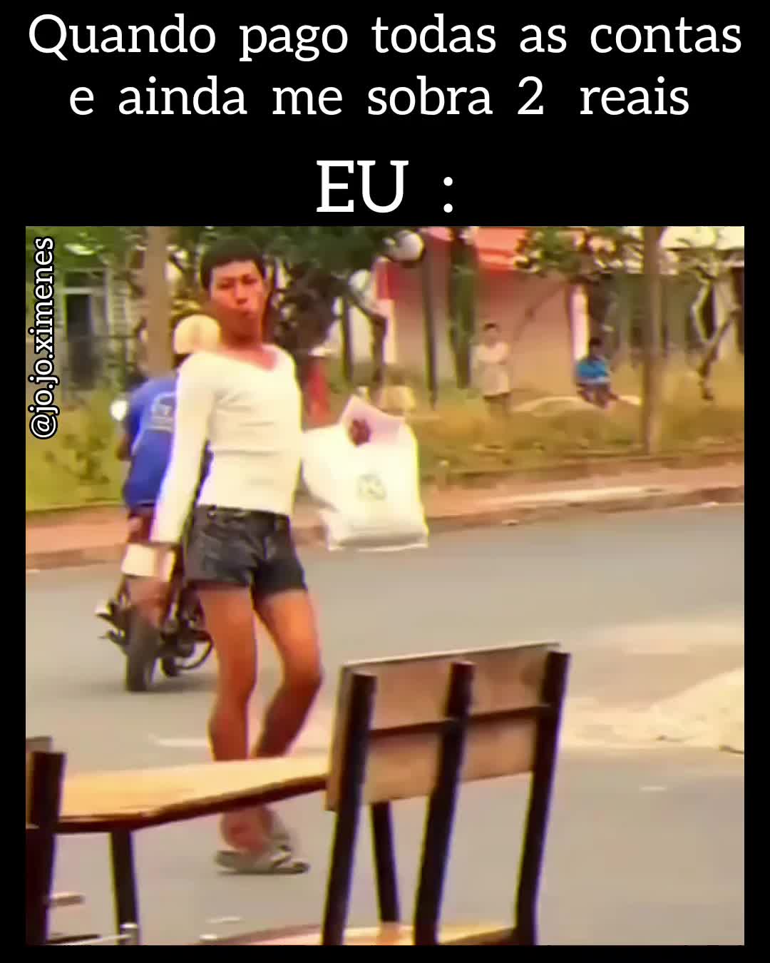 @"MINHA VIDA &Eacute; UM MEME"