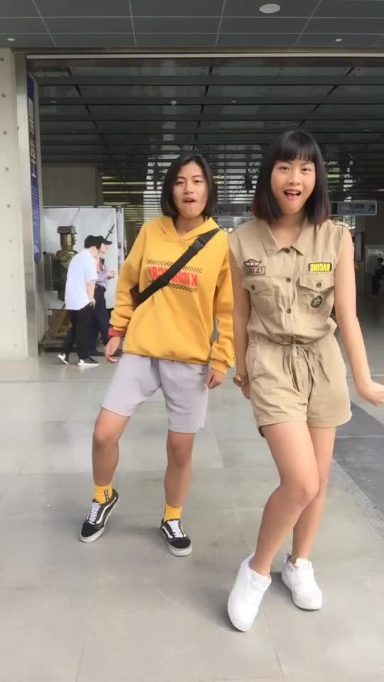 @孟