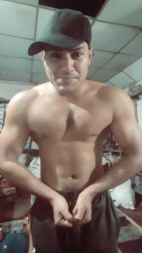 @Iqrar King Khan.....