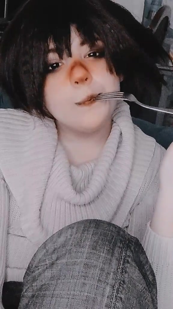 @alliumrain is my main