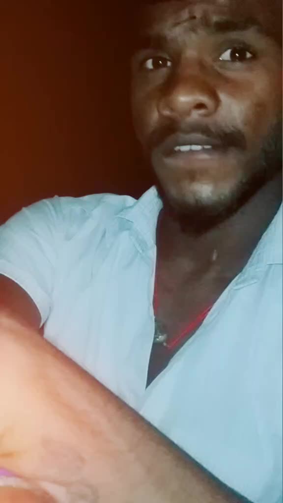 @ûñ lõvêly sârãv