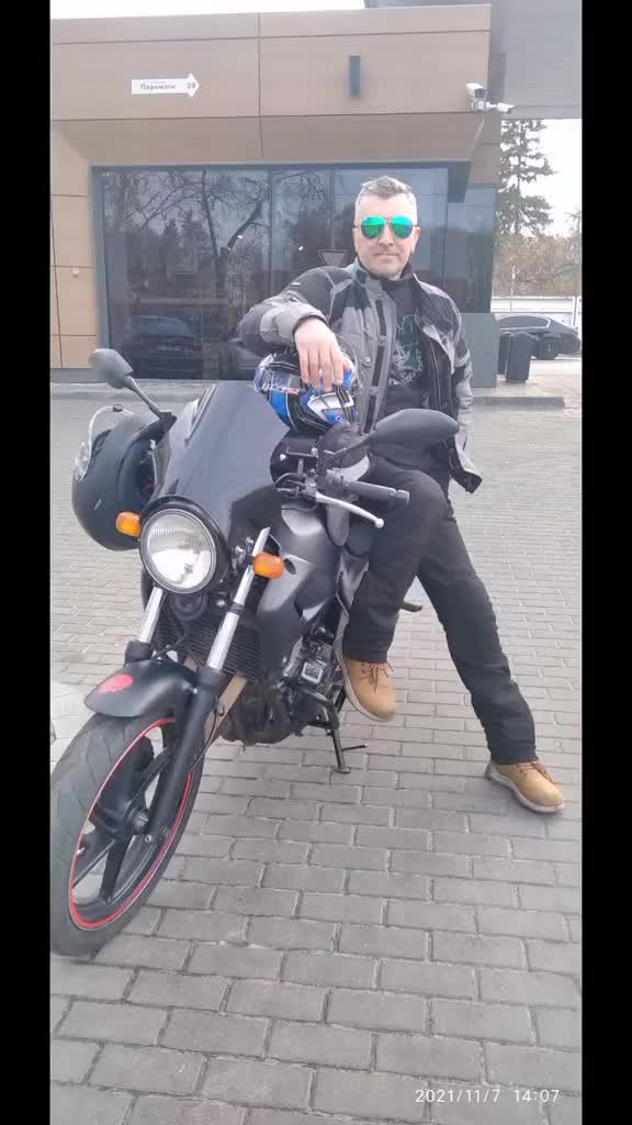 @Юра