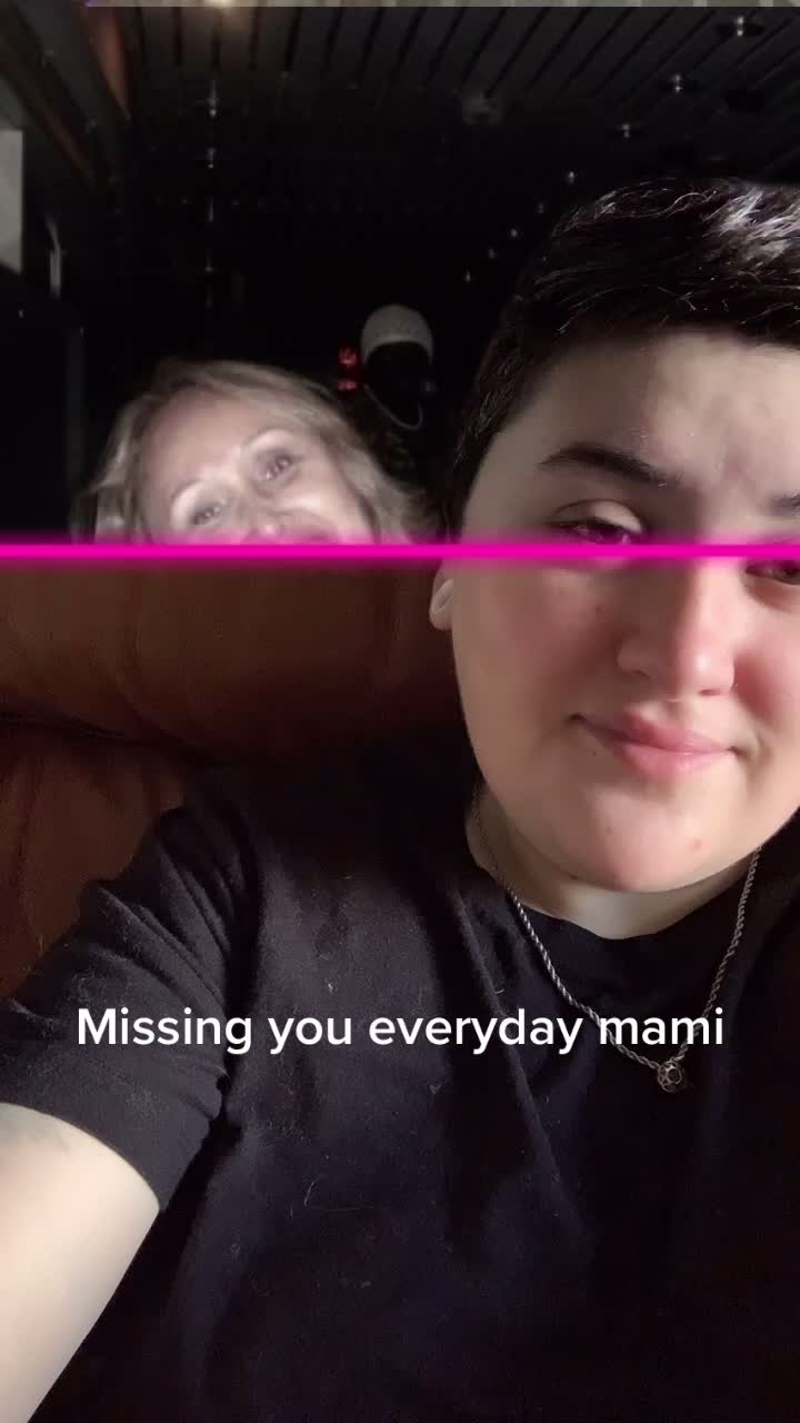 @MarthaMarket🏳️🌈👩❤️💋👩