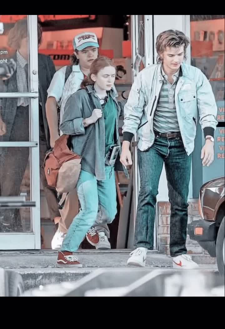 @STRANGER THINGS