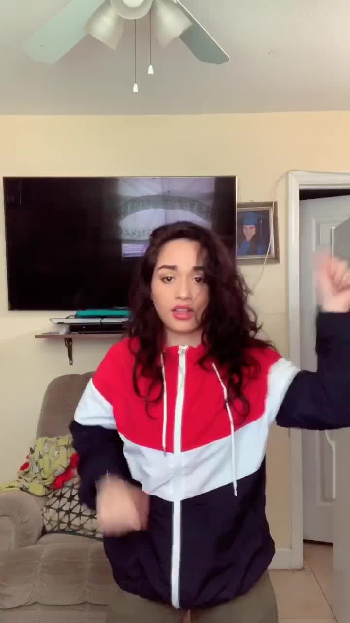 @Thalia Vega