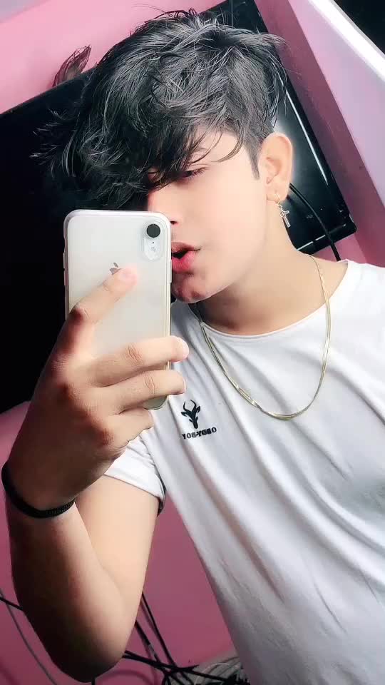 @Sanskar singh❣️