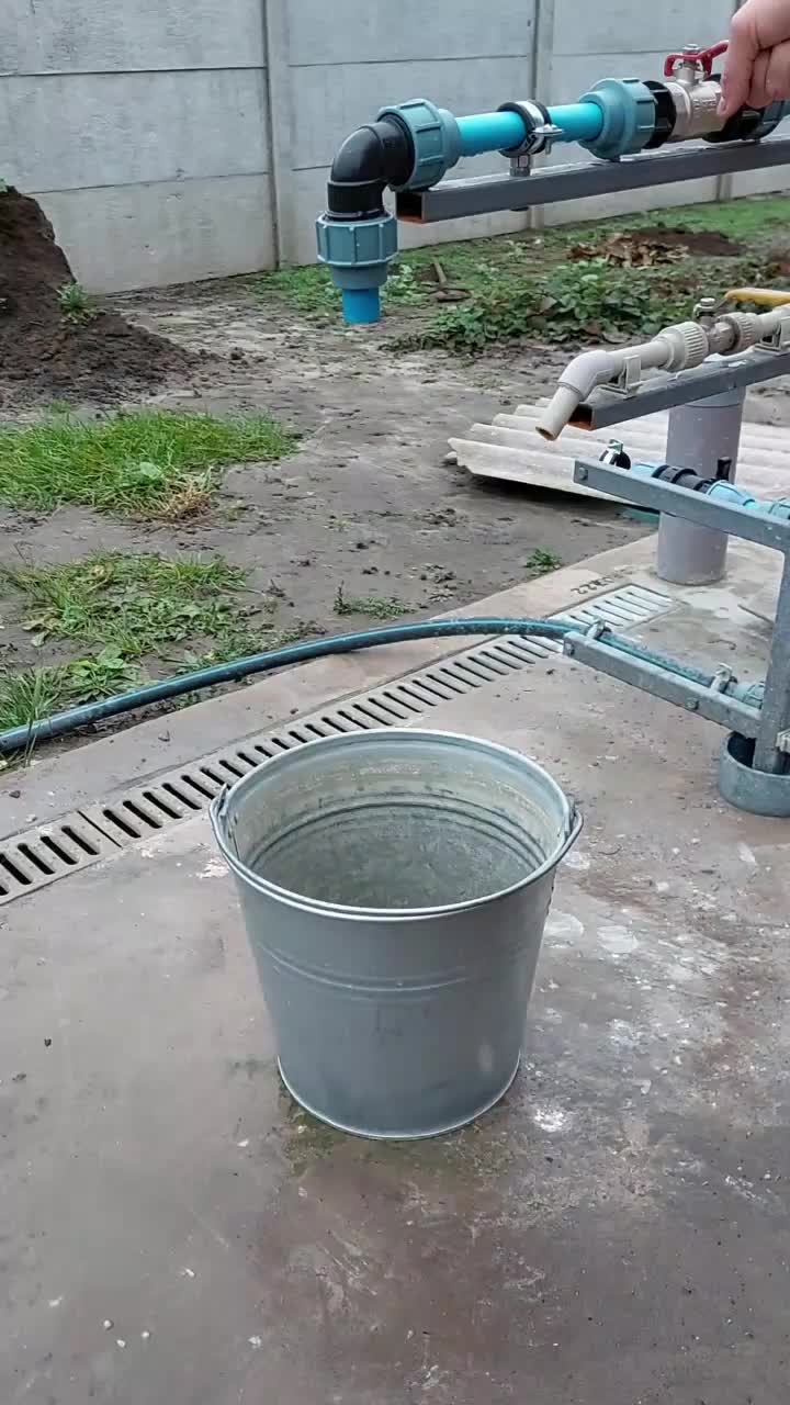 @BaraholkaUKRAINE