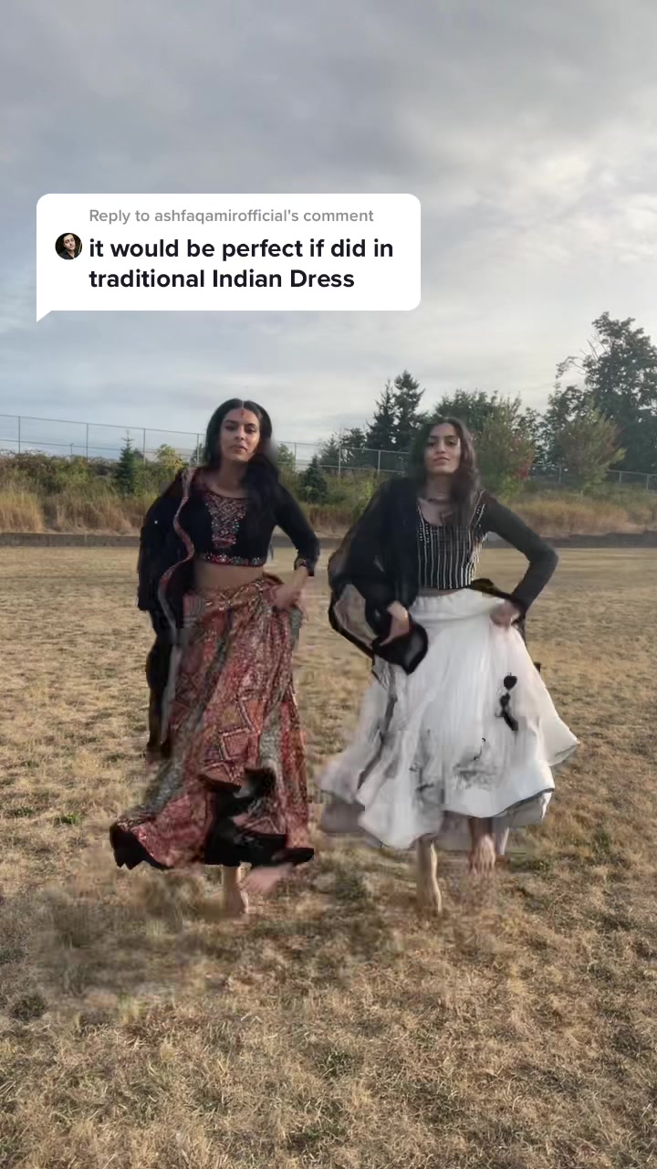 @Nisha & Priti Kumar