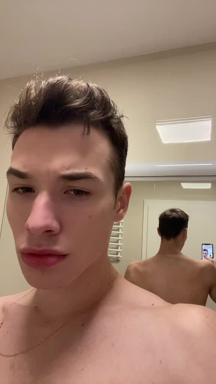 @Johnieoff