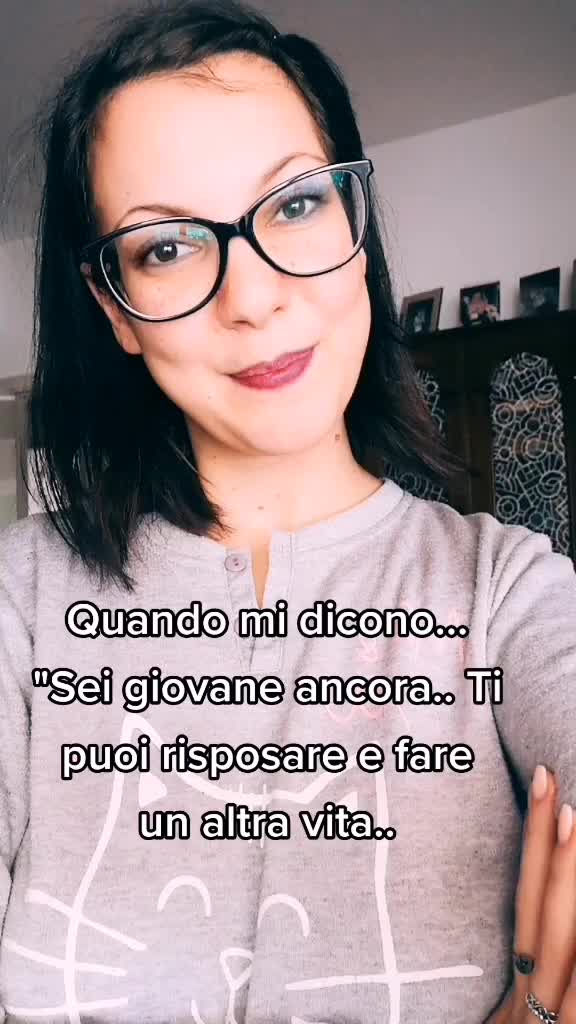 @🩷🌻꧁𝓐𝓷𝓽𝓸𝓷𝓮𝓵𝓵𝓪꧂🌻🩷