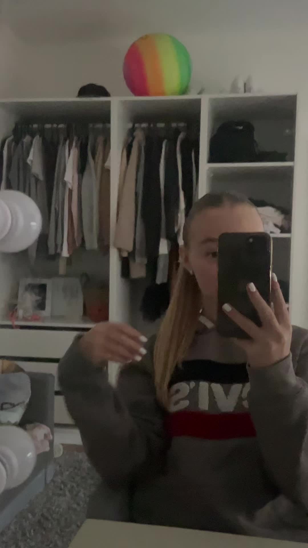 @Ashley 🤍😋