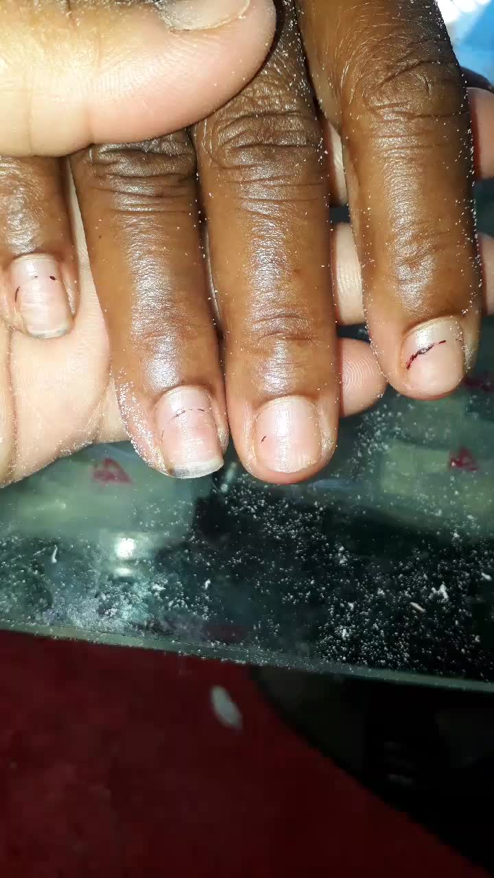 @D’Yulenny Nails 💅