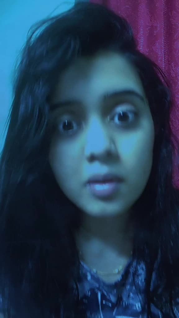 @Revathy menon🤩