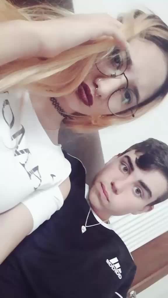 @Chloe❤