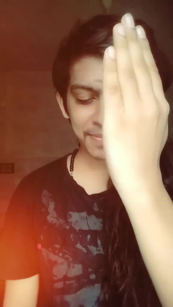 @sruthin