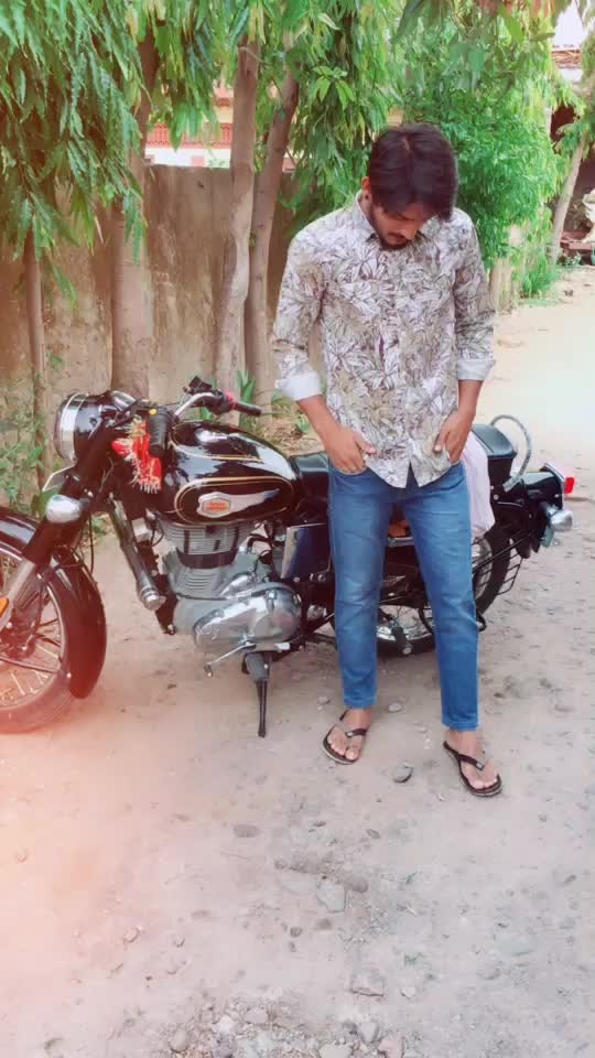 @Dëëp Gurjar ✅