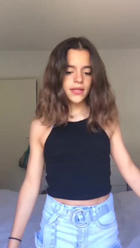@jeanneee