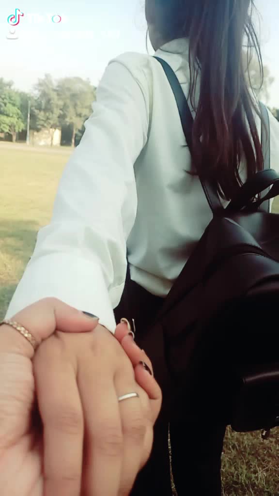 @Riya_