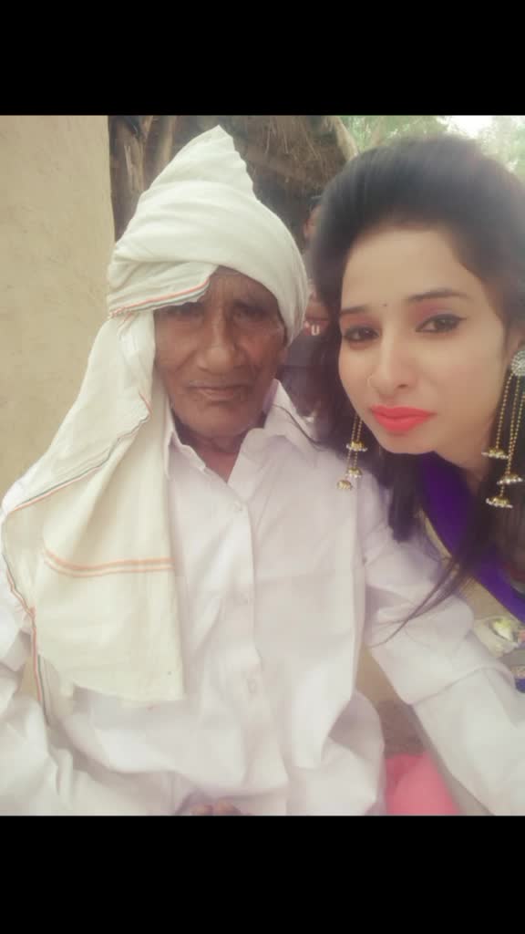 @PriyaKashyap36