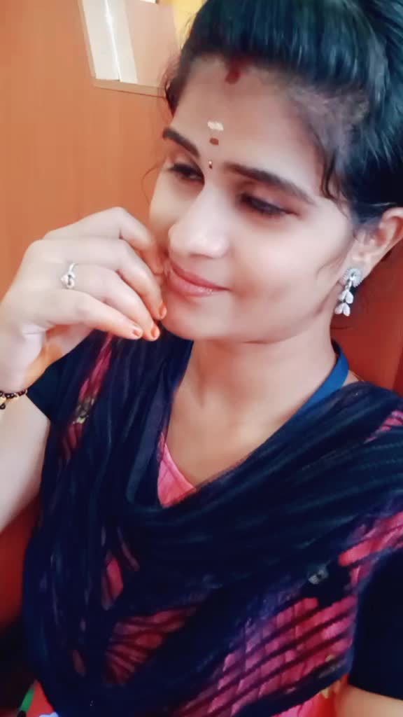 @😊Renu😊