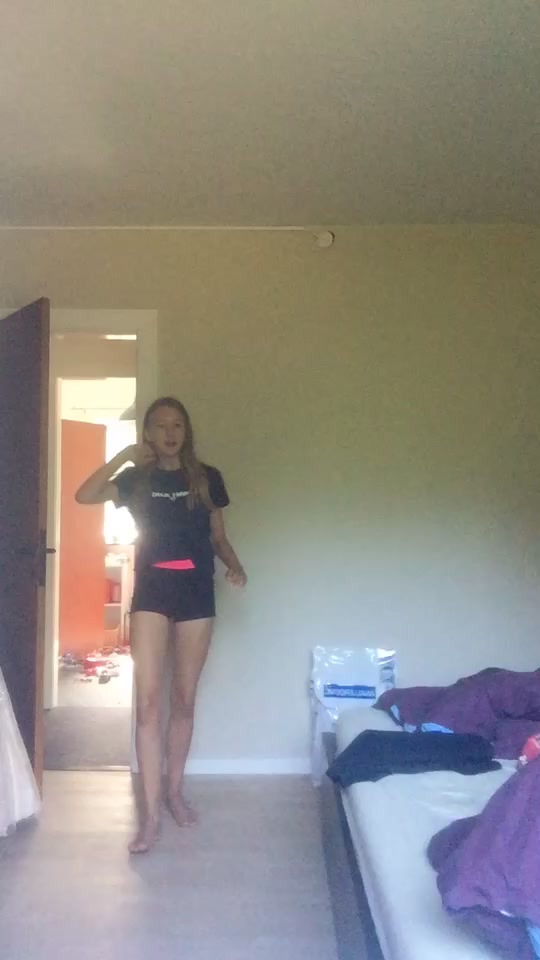 @Den_brækkede_arm