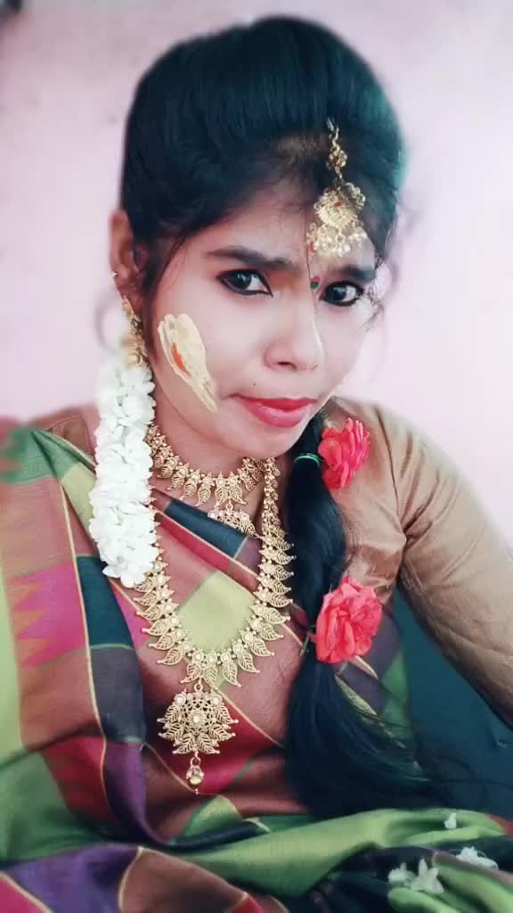 @Village Queen ------