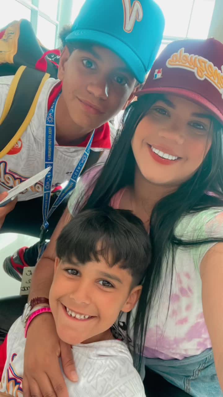 @María