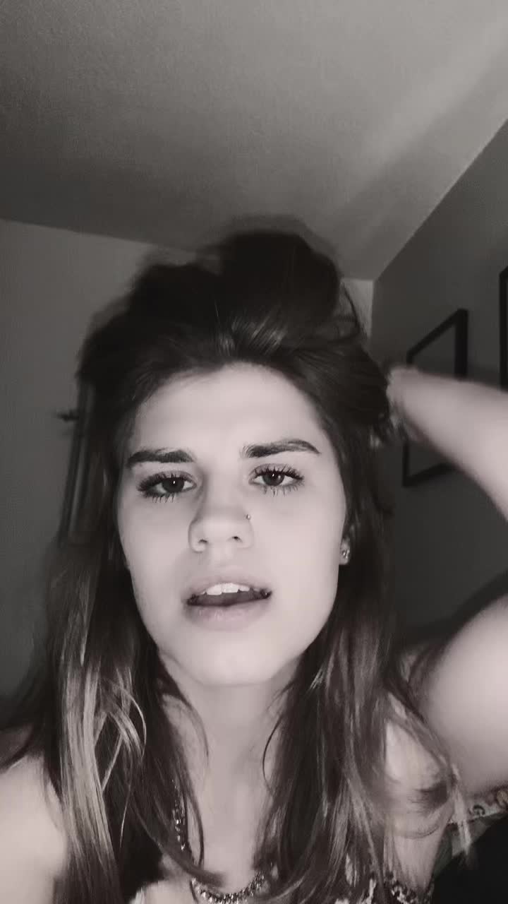 @anna 1.0 👟🦋💙
