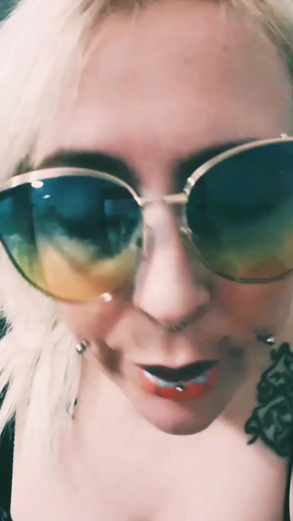 @freakangel