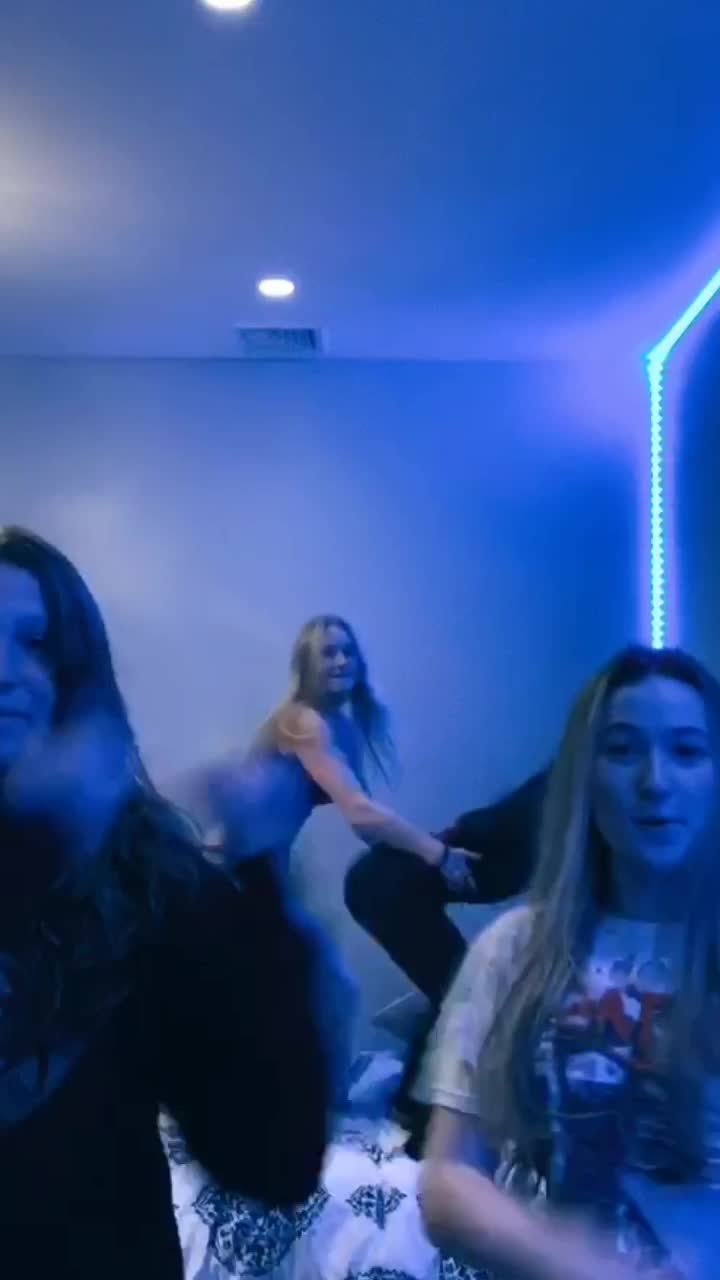 @ash