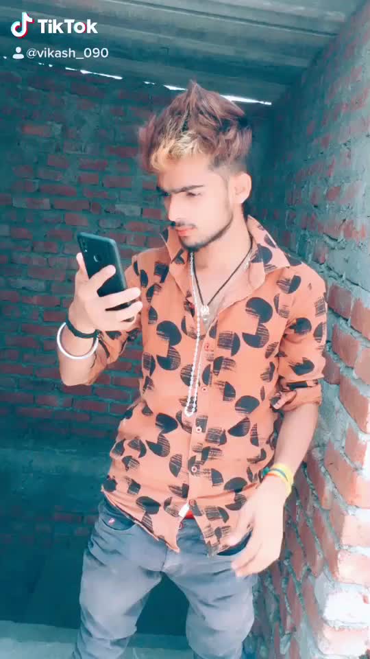 @vikash_090