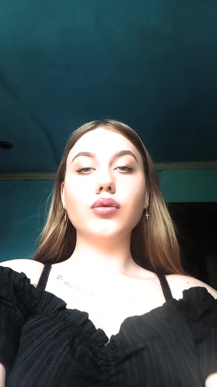 @Тётя Кристина 😎👀