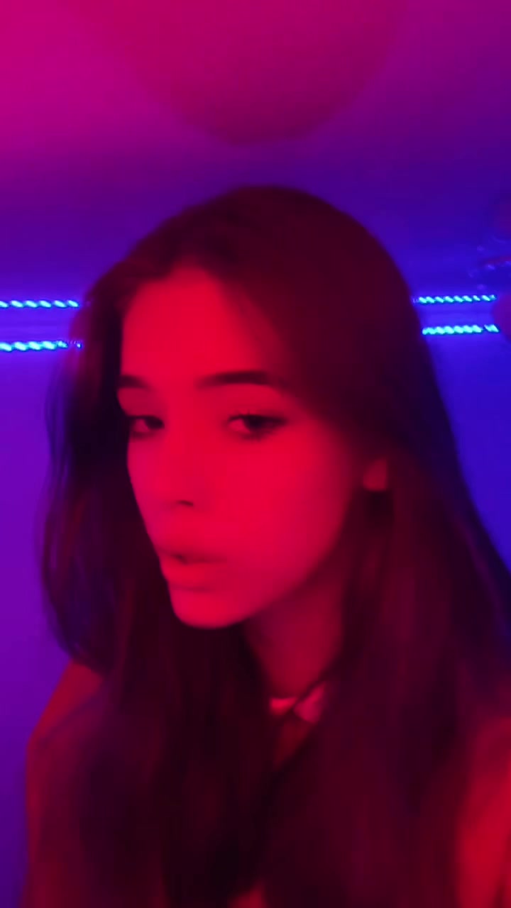 @VLATESSA ✪