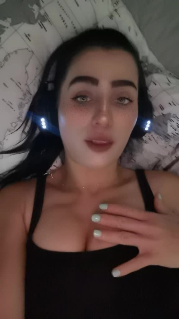@Resmuves csilla