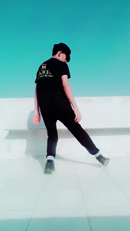 @aftab shaikh(DANCER)