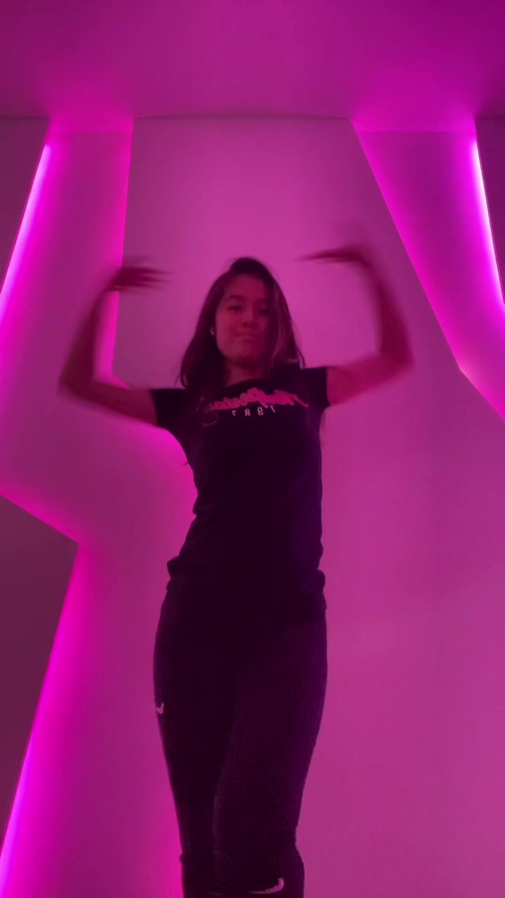 @𝕣𝕦𝕥𝕠𝕤𝕨𝕚𝕗𝕦🦋