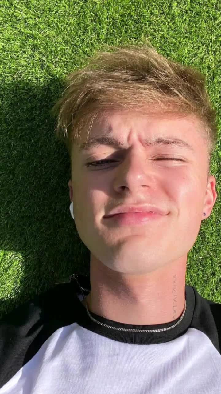 @HRVY fan♡♡♡♡