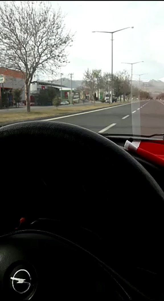 @Emoş