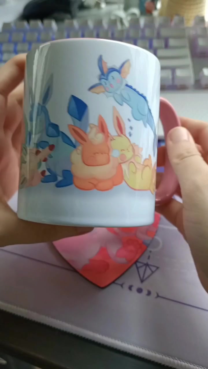 @FelineTriesArt