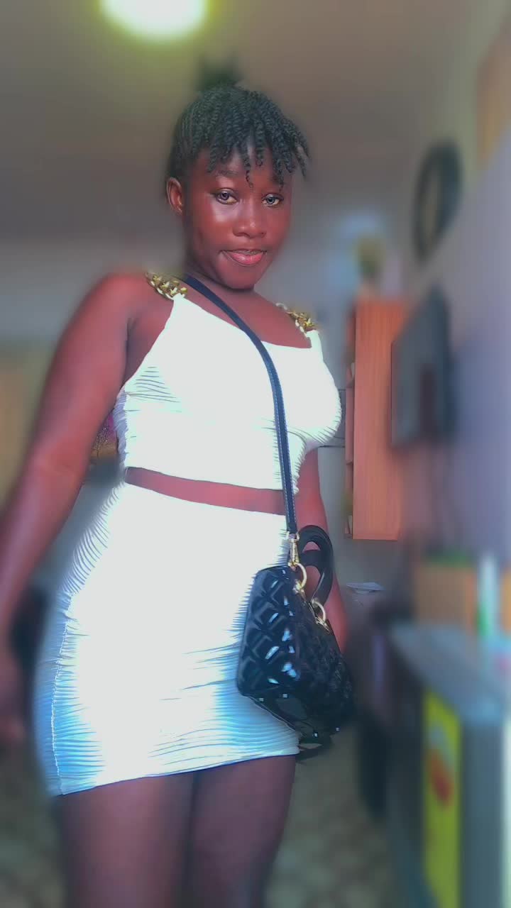 @Um ~ pretty 💞 Afya 🤭💍❤️💐