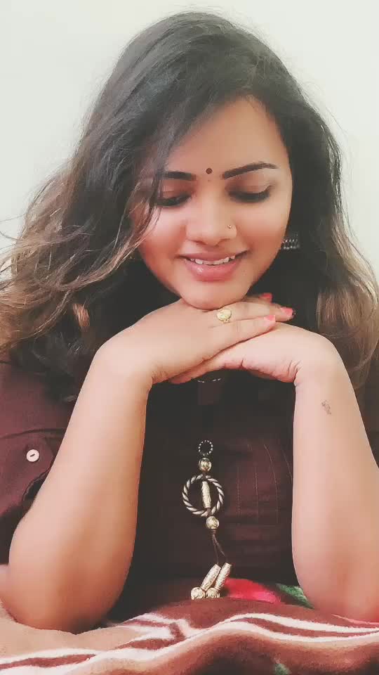 @NAVYASRI❤️👩🏻🦰